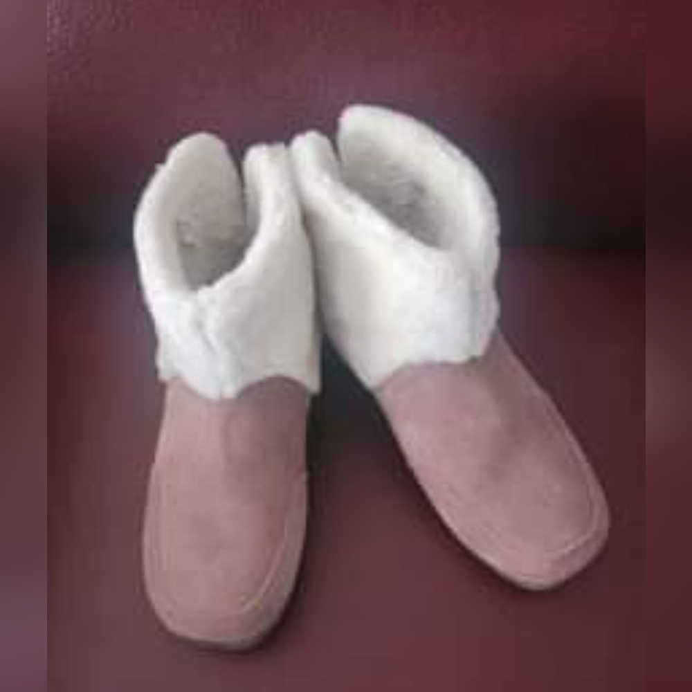 Vionic Maisie slippers